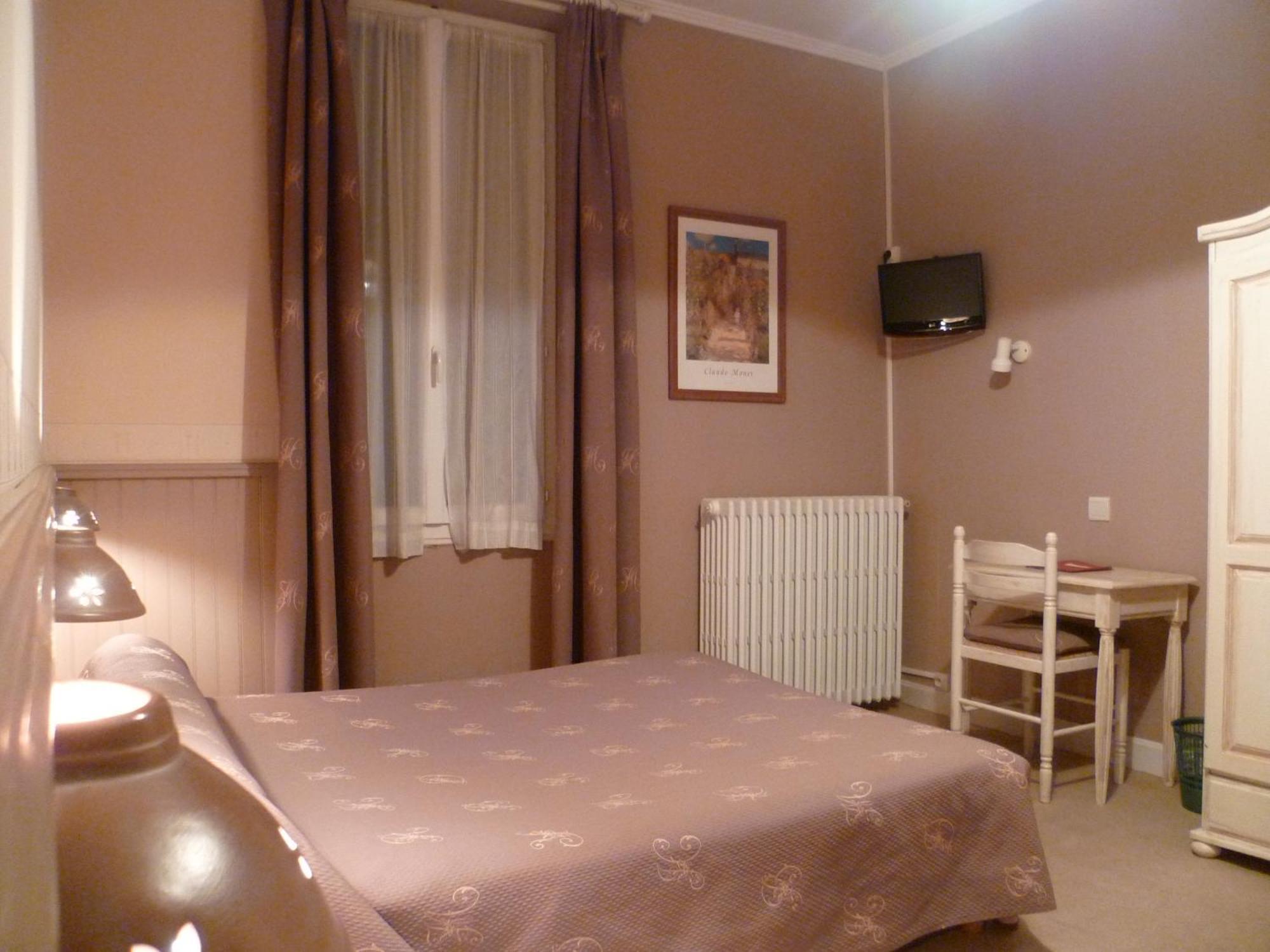 Hotel La Residence Villeneuve-sur-Lot Bagian luar foto